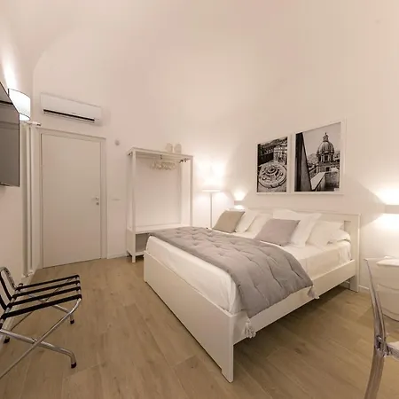 La Home42 Suite Palermo Exterior photo