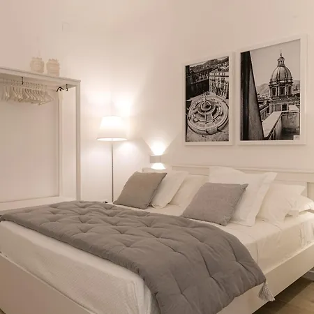 La Home42 Suite Palermo Exterior photo