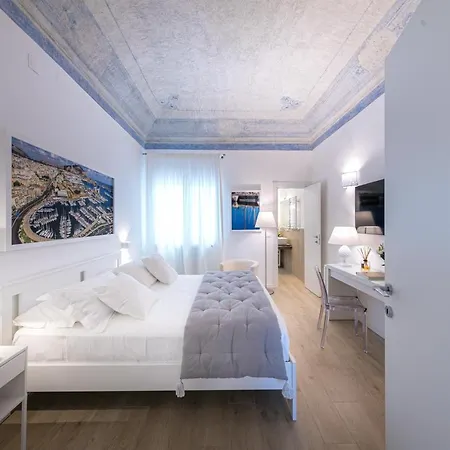 La Home42 Suite Palermo Exterior photo